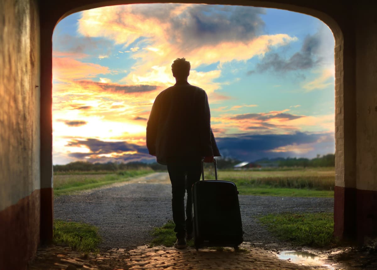 Beyond the Itinerary: Embracing the Art of "Getting Lost" (Safely)